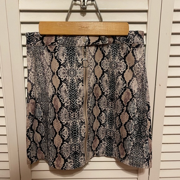 Peach Love California Skirt - Picture 4 of 5